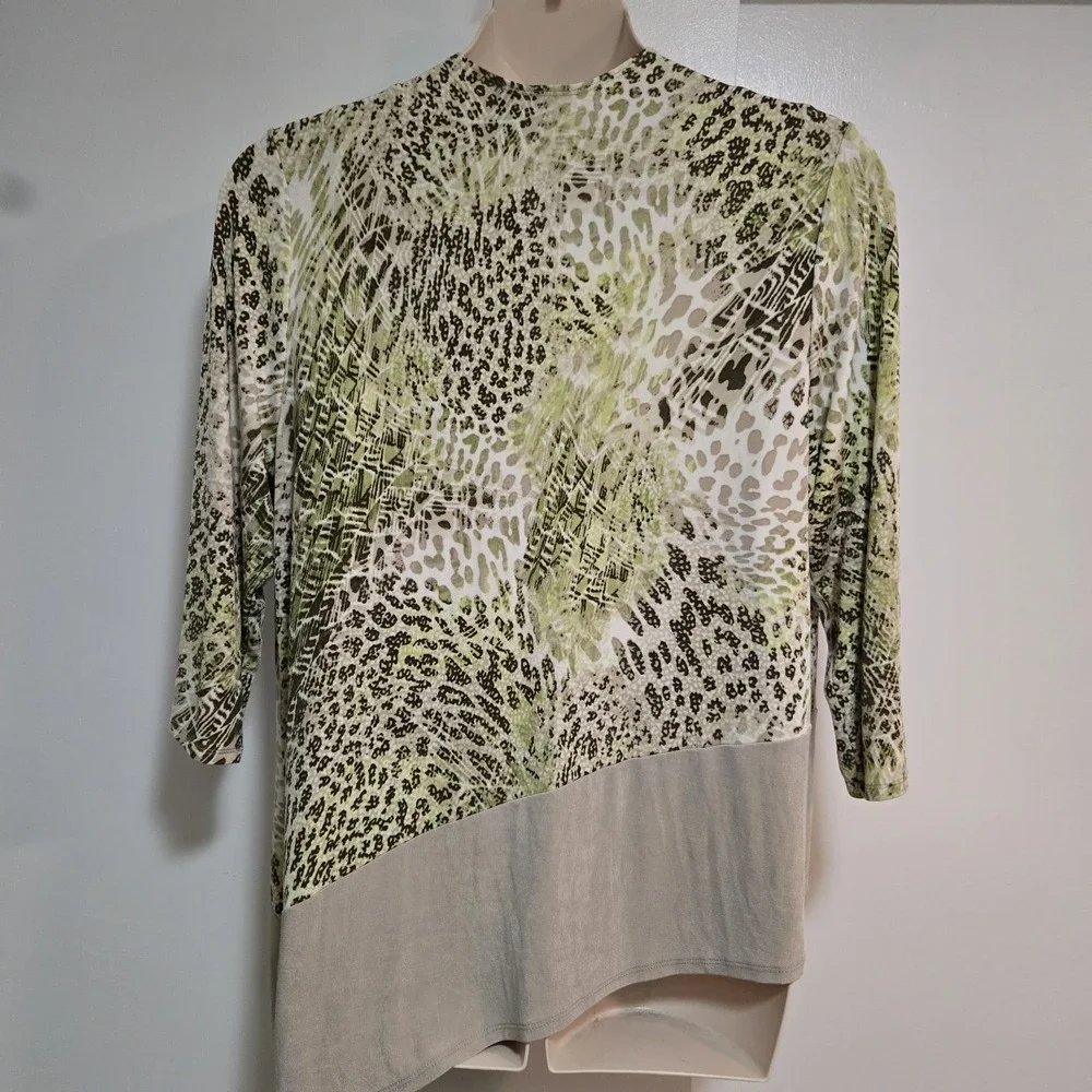 Chicos Travelers Sz 3 (XL) Green Beige Asymmetrical Stretch Open Cardigan Jacket - Picture 4 of 6
